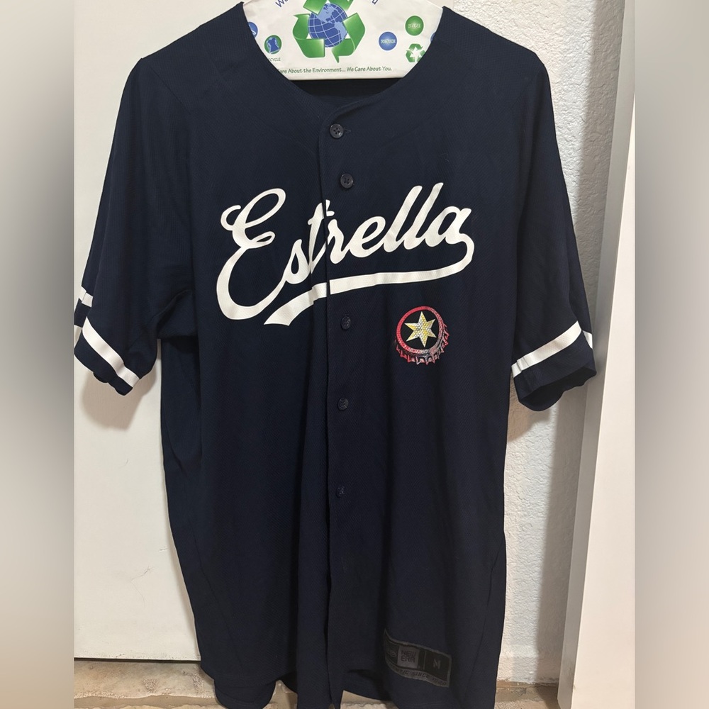 Estrella Jalisco new era jersey #19 medium button up short sleeve rare beer